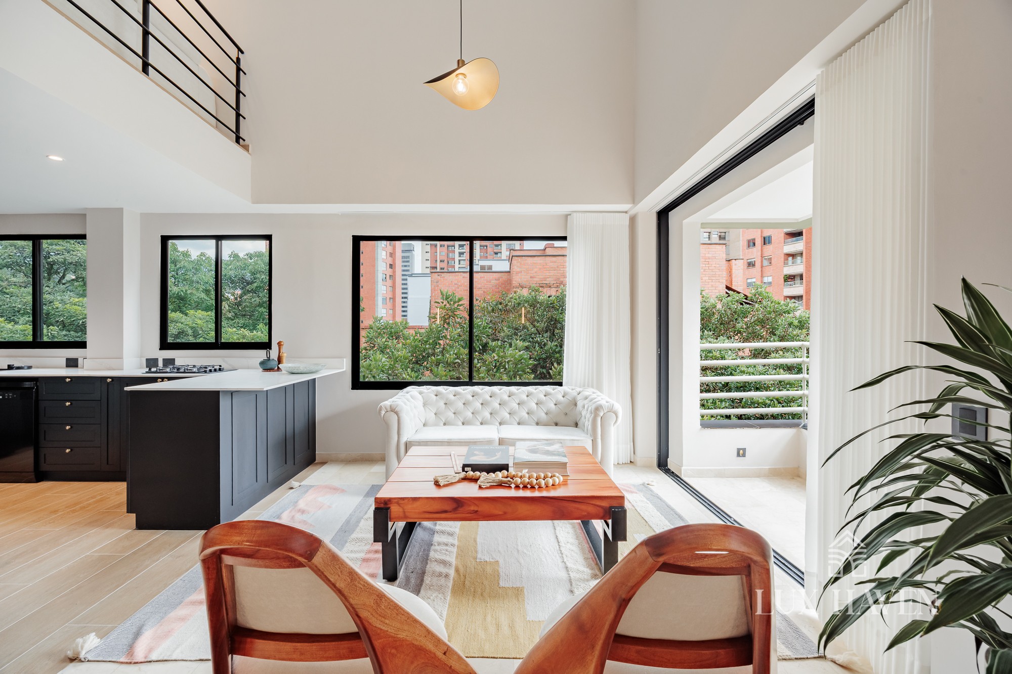 El Poblado Duplex Penthouse, Santa María de los Ángeles · El Poblado · Medellín · Antioquia — photograph 2 of 30