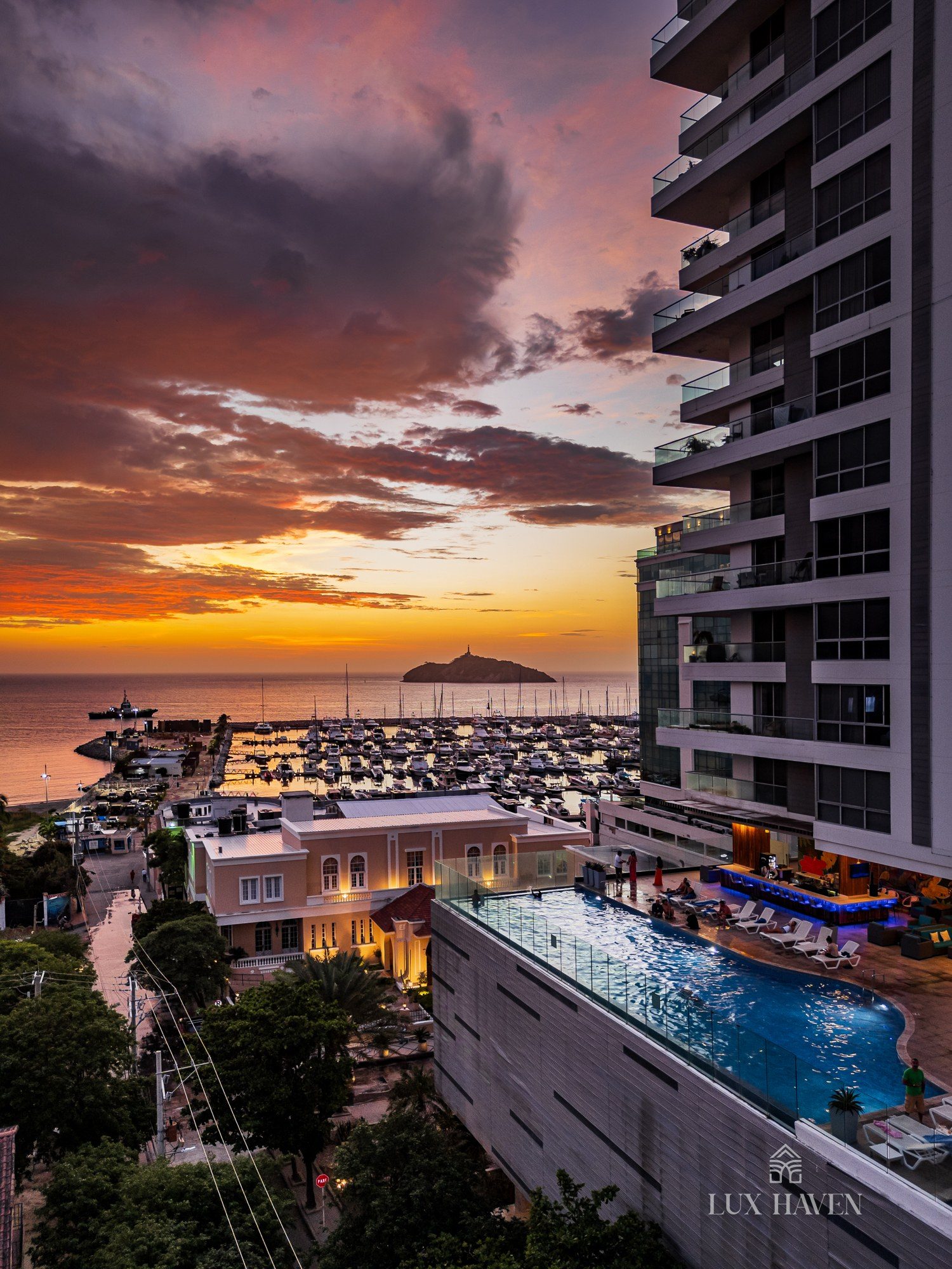 Grand Marina Residence, Marina-Front · Santa Marta · Magdalena — photograph 24 of 29