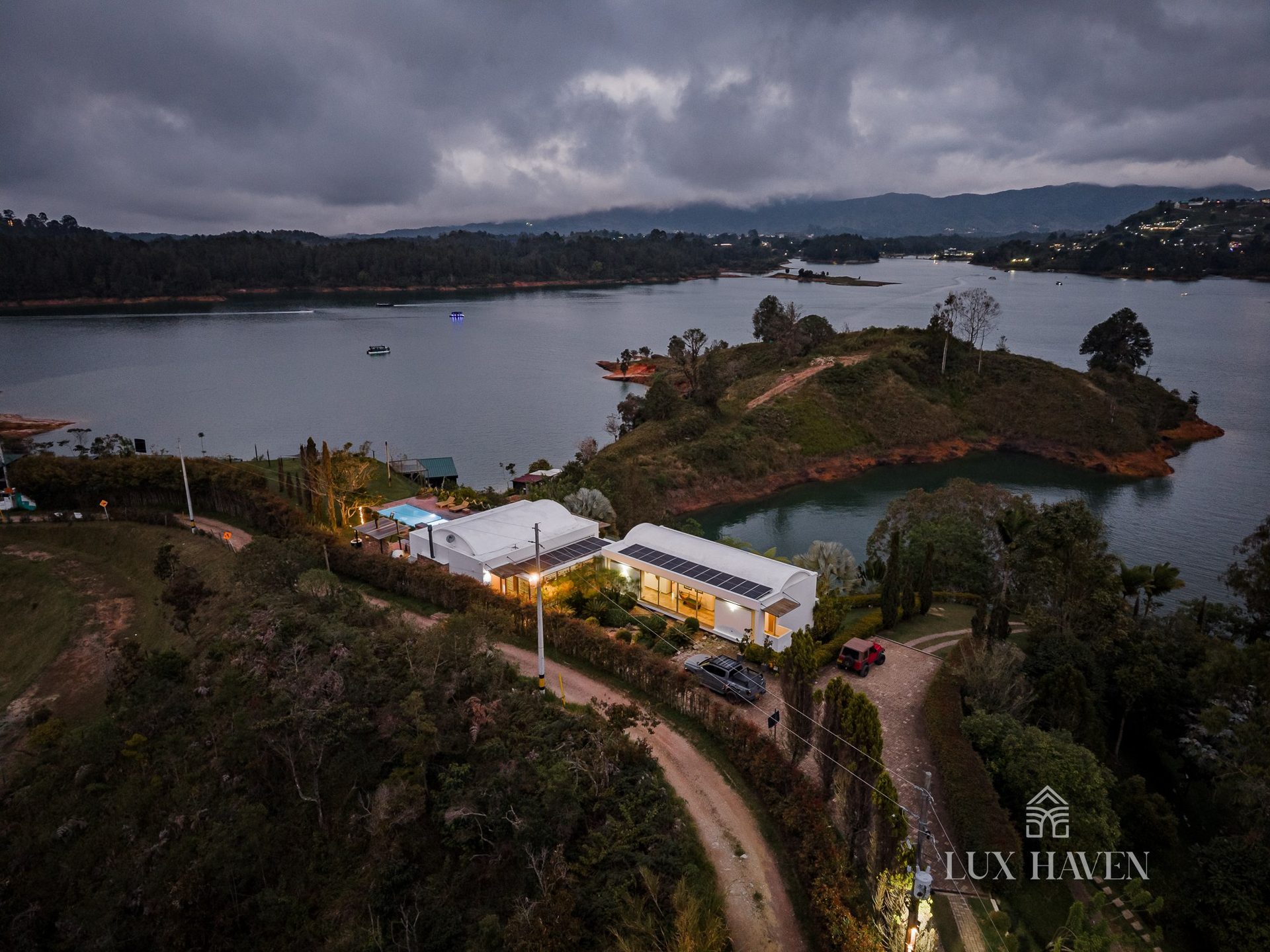 Anwesen am See in Guatapé, El Peñol–Guatapé · Antioquia — Aufnahme 4 von 30