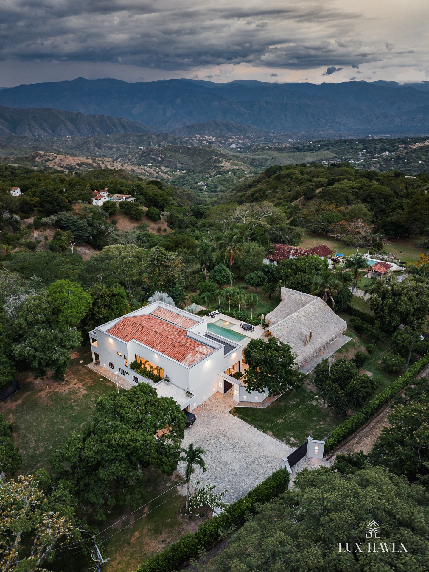 San Jerónimo Country Estate, San Jerónimo · Occidente · Antioquia — photograph 2 of 66